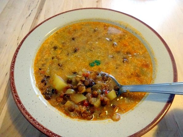 Soupe aux lentilles curry pommes de terre